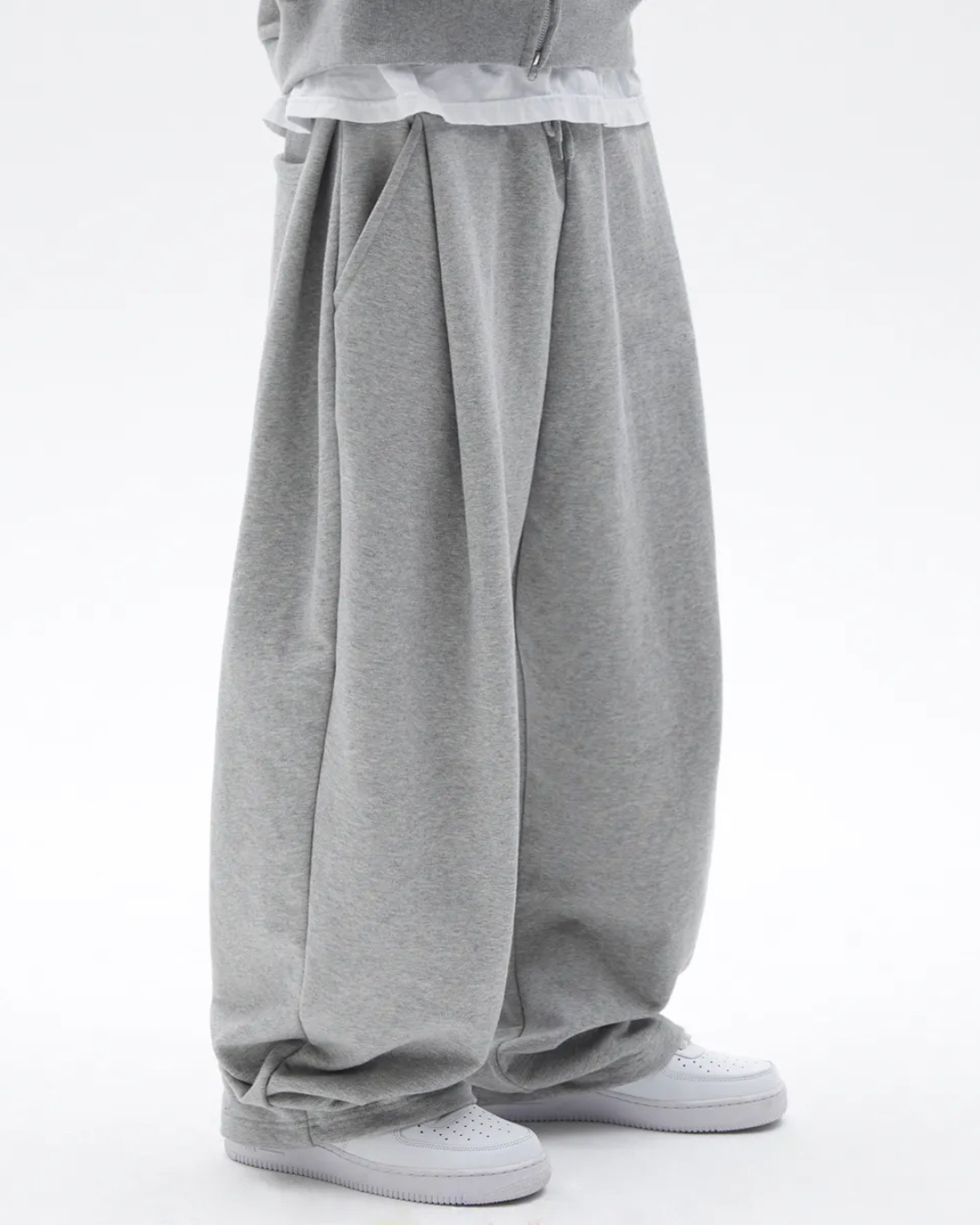 Two Tuck Pants (Grey)