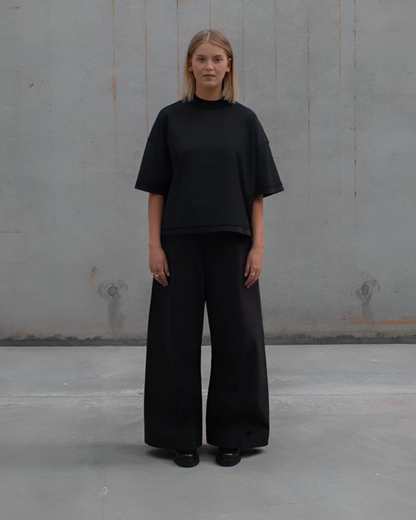 'BLACK' BOXY TEE 1.0