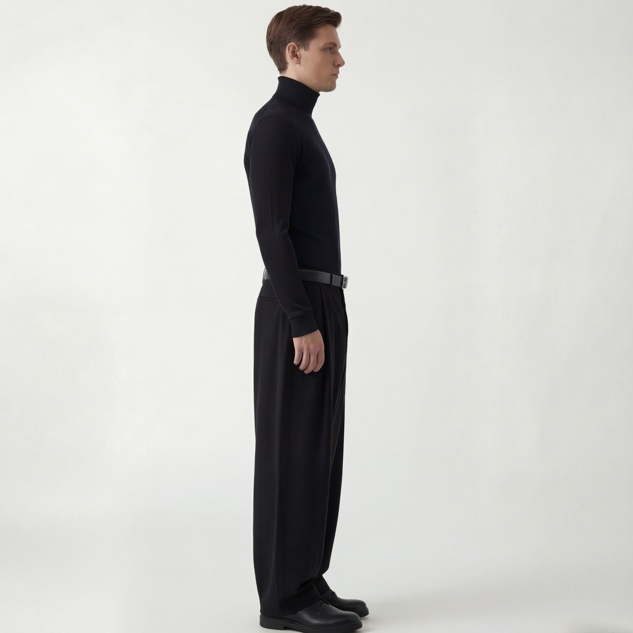Relaxed Fit Pleated Trousers