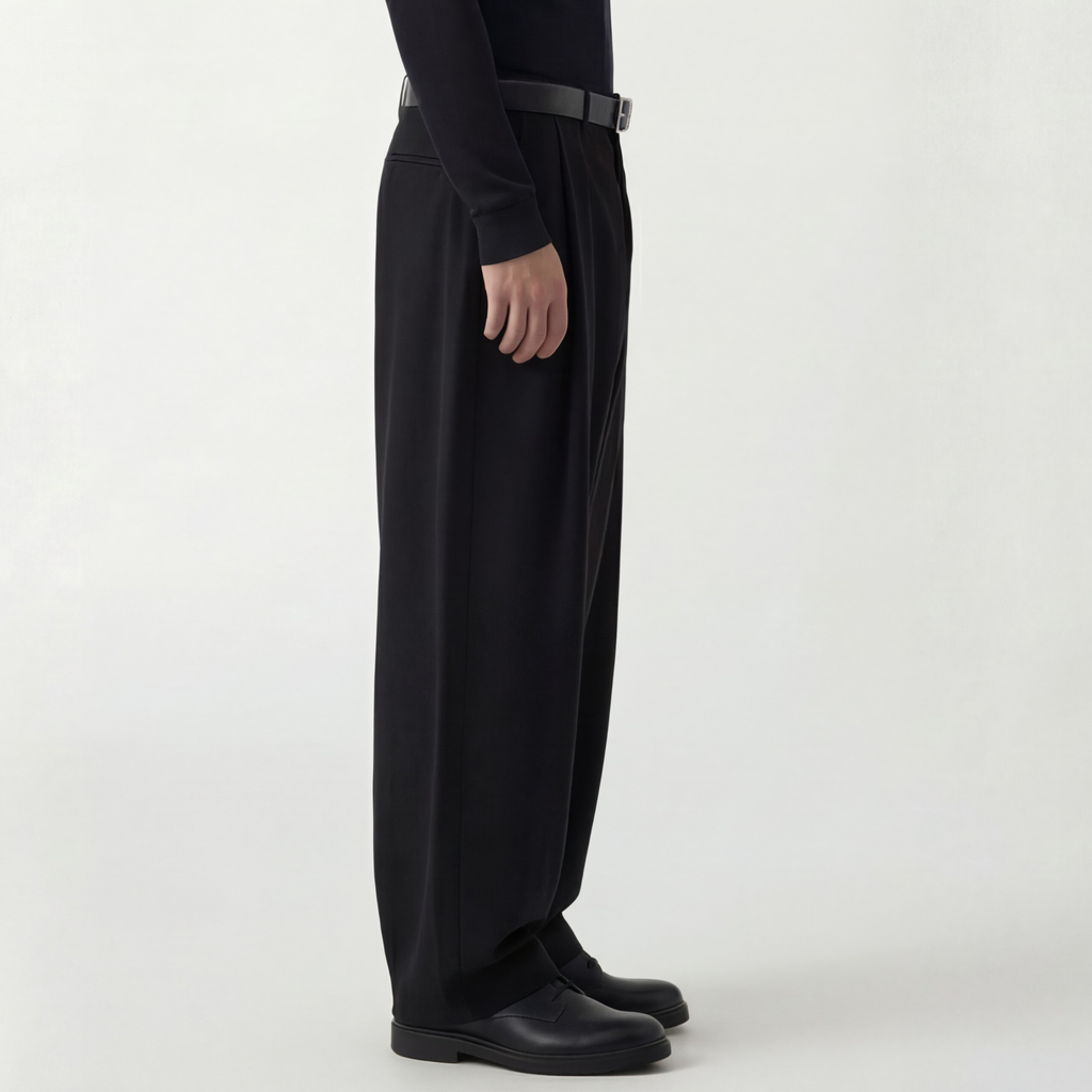 Relaxed Fit Pleated Trousers
